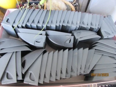 Tonkin Large 1/30 scale Semi Truck PLASTIC roofs FOR PARTS Lot of 55 - Image 1 of 3