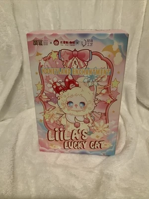  Плюшевая игрушка Lila's Lucky Cat Honeyland Enchantment запечатанная слепая коробка   - Изображение 1 из 4