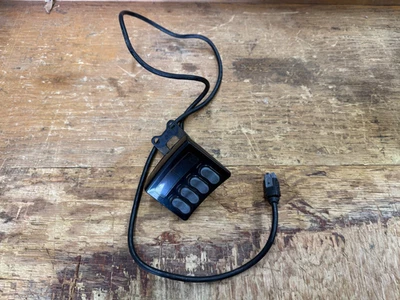 Quantum Edge 3/2.0/HD/Stretto Seat Control Keypad Switch Box CTL144009 1768-4009 - Image 1 of 3