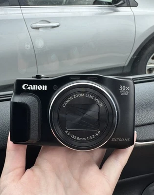 Canon PowerShot SX700 HS 16.1MP Black Digital Camera 30x Zoom High Quality - Image 1 of 4