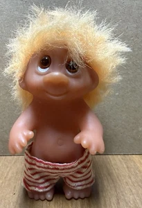 "De colección 1985 DAM Norfin Troll Beach bebé pelo naranja 3"" afortunado surfista años 80 difícil de encontrar" - Imagen 1 de 12