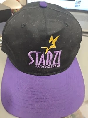 Sombrero vintage STARZ Encore 8 negro con tirantes. Gorra de ala morada. Cable TV Foto 1 de 4