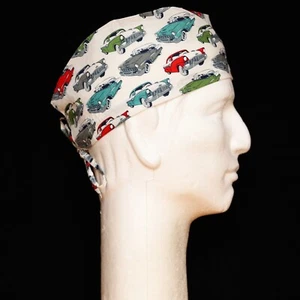 Cappello scrub auto d'epoca su tema bianco - Foto 1 di 1