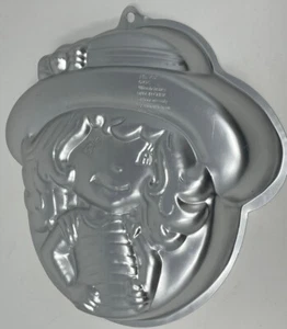 Wilton Strawberry Shortcake Metall Kuchenform SSC #2105-7040 2003 gebraucht - Bild 1 von 4