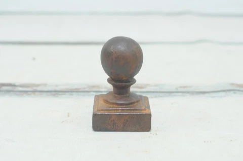Vintage . Brown Cast Iron Architectural Salvage Fence? Post Topper Finial #23 + Cover