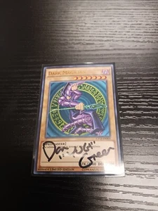 Konami Yu-Gi-Oh! Autógrafo de firma Dark Magician CT13 Dan Green casi nuevo - Imagen 1 de 3