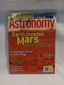 Astronomy Magazine April 2004 - Earth invades Mars (B-2-L) - Imagen 1 de 2
