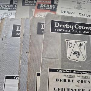 PRE 1960 FOOTBALL PROGRAMMES - 1946/47 to 1959/60 (8) - Picture 1 of 5