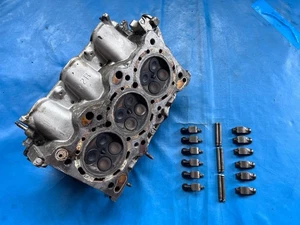 1989 - 1992 Rover 800/827 2.7 V6 Honda Rear Cylinder Head (EDU1025) - Picture 1 of 2