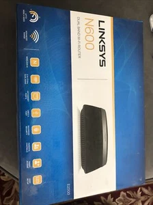 Linksys E2500 N600 Dual Band Wi-Fi Router (Used) - Picture 1 of 2