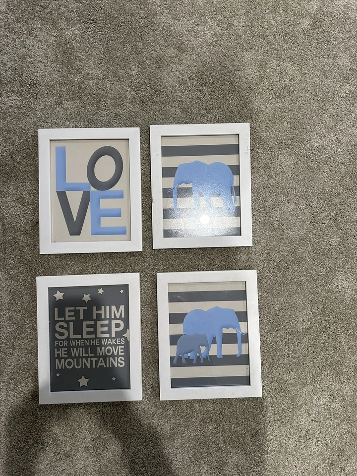 Conjunto de 4 estampas com molduras para decoração de quarto de bebê - Imagem 1 de 3