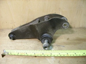 85 Suzuki LT250R Quad Rear Suspension Lever Upper Shock Mount - Bild 1 von 4