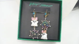 Estate Betsy Johnson Halloween Ghost Bow Web Rhinestone Earrings, WOW - Picture 1 of 5