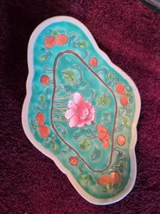 Plato turquesa floral pintado a mano de porcelana china - Imagen 1 de 5