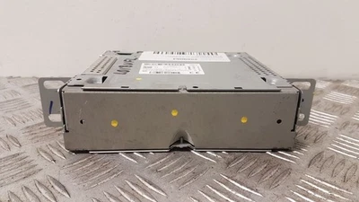 2018 SMART FORFOUR RADIO STEREO UNIT A4539005602 - Image 1 of 4