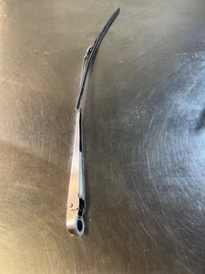 VINTAGE "TRICO" WINDSHIELD LH or RH WIPER ARM-1950'-1960's - Bild 1 von 3