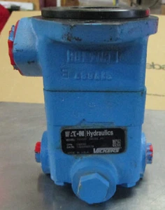 Bomba hidráulica VICKERS TSV10F-06C6G-20 nueva y genuina / PD AA3 - Imagen 1 de 11