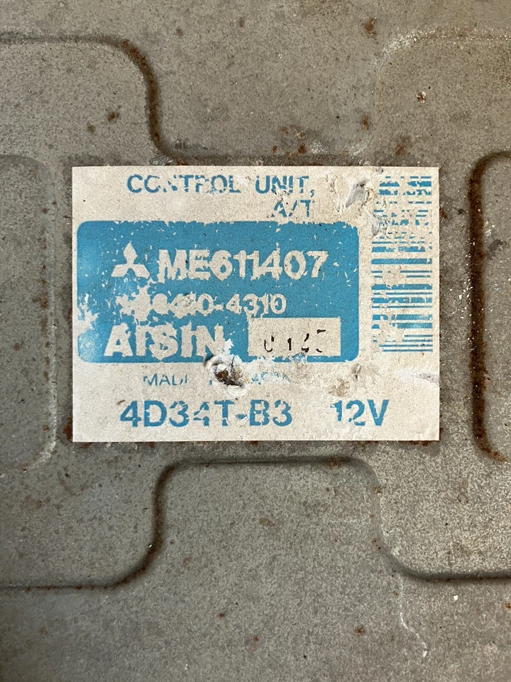 三菱 FUSO TCU FE FH 中医传输控制模块 ME 611407 — 第 1/1 张图片