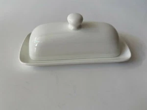 Norpro Porcelain Butter Dish with Lid - Picture 1 of 3