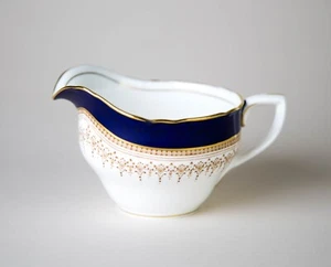 Royal Worcester Regency Blue Creamer Vintage Bone China England - Picture 1 of 3