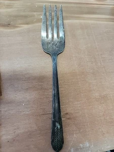 Wm Rogers Mfg Co~Original Rogers~Silverplate~MEAT FORK/SERVING Fork - Picture 1 of 7
