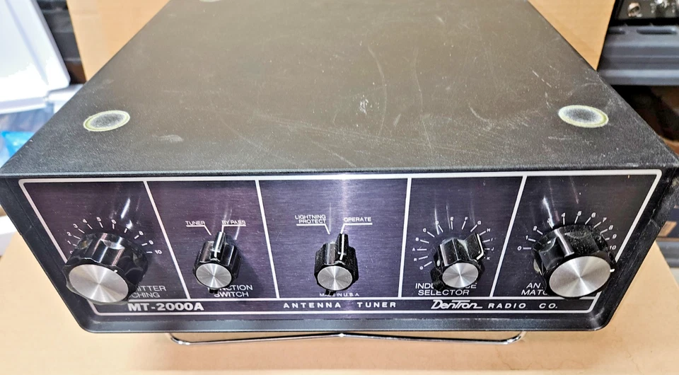 SINTONIZADOR ANTENA ALTA POTENCIA DENTRON MT-2000A - CON MANUAL Foto 1 de 3