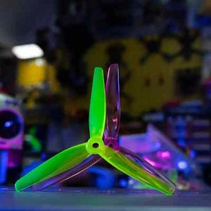 Ethix P3.5 RAD Berry Propellers 5135 - Picture 1 of 4
