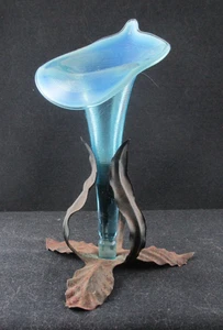 JACK IN PULPIT BLUE OPALESCENT GLASS THREADED EPERGNE ORIGINAL METAL STAND EAPG - Picture 1 of 8