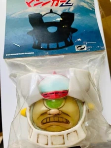 MONSTER MIND Mazinger Z Hunter's Iron Head Evil White GID Figura Vinilo Sofubi - Imagen 1 de 1