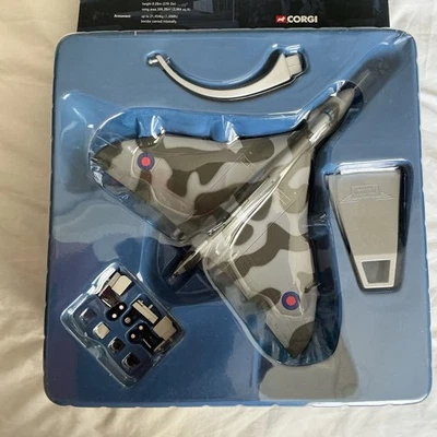 Avro Vulcan Bomber XM655 Corgi Aviation Archive 48304 1/144 Scale - Image 1 of 3