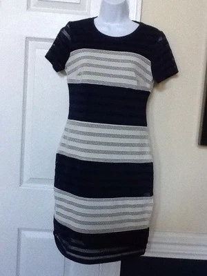 Ladies Size XS eci NEW YORK Navy & White Open Weave Fully Lined Dress - Image 1 of 4