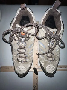 Calzado Merrell Performance para mujer 9,5 Dusty Olive J88796 suelas Vibrum - Imagen 1 de 9