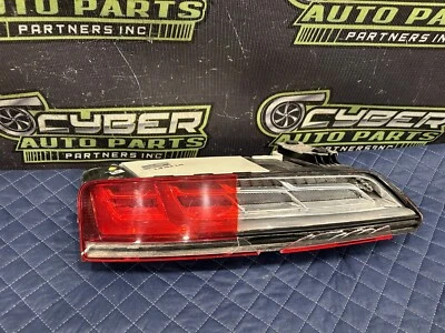 Audi R8 2017 2018 luz trasera conductor izquierdo *daño* 2018 OEM 4S0 945 095 A Foto 1 de 4