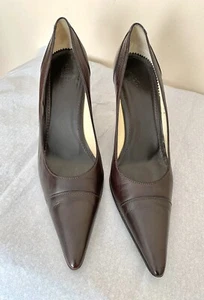 Zapatos de tacón de aguja Gucci de cuero marrón 9 1/2 B 3 1/4 tacón - Imagen 1 de 11