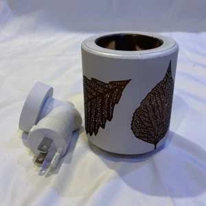 Authentic Retired Scentsy Warmer Amber Leaves - Picture 1 of 4