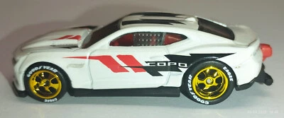 1 Satz Wheels Reifen Hot Räder Felgen Gold 1/64 NEU Spielzeugmodelle  Gc2 - Bild 1 von 2