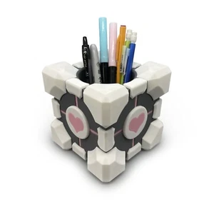 Companion Würfel Stifthalter | 3D-gedruckter Portal Bleistifthalter, Schreibtisch Organizer - Bild 1 von 7