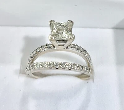 1.5 Carat Princess Engagement Diamond Ring w/ Band. Total Wt. 2 Carats - Image 1 of 4
