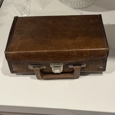 Vintage 12 Cassette Tape Briefcase Carrying Case Holder Faux Brown Leather Rare - Image 1 of 2