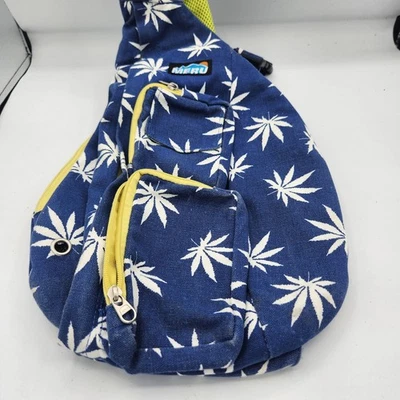 Bolso Bandolera MERU Mochila Azul Blanco Hoja Patrón Trippy Mochila de Día Foto 1 de 4