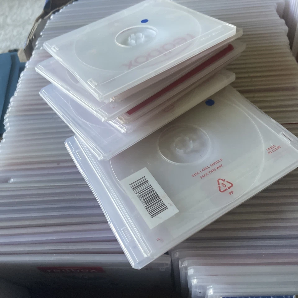 51 redbox dvd cases Case Only Very sturdy - Image 1 of 1