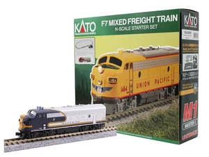 Kato N 106-0051 Santa Fe Bluebonnet Freight Train Starter Set M1 UniTrack Layout - Picture 1 of 2
