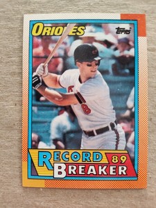 CAL RIPKEN Baltimore ORIOLES 1990 TOPPS Record Breaker BASEBALL CARD #8
