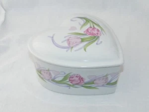 Vintage F.T.D. 1990 'Especially For You!' Large Heart Shaped Trinket Box w/ Lid - Picture 1 of 10