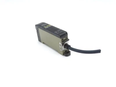 Brand New Omron E3X-A11 photoelectric sensor 2m 10 to 30VDC - Image 1 of 4