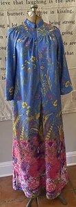 Vintage JC Penny Robe Kaftan Lounge Hauskleid blau rosa Blumen langer Reißverschluss M - Bild 1 von 5
