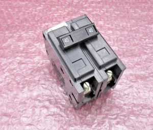 Eaton QBHW2040 Interruttore automatico Quicklag 2P, 40A, 22RMS *NUOVO* - Foto 1 di 3