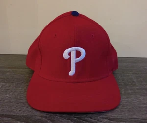 Sombrero ajustado 100 % lana Philadelphia Phillies de colección 7 1/4 especialidades deportivas EE. UU.! LIMPIO - Imagen 1 de 7
