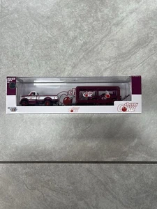 M2 Machines Coke Hauler 1:64 Delivery Truck - 56000 Chase - Picture 1 of 2