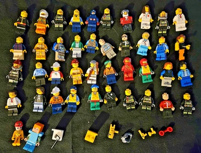 LEGO Minifigura Lote Aleatorio De 40 Leer Descripción Foto 1 de 4